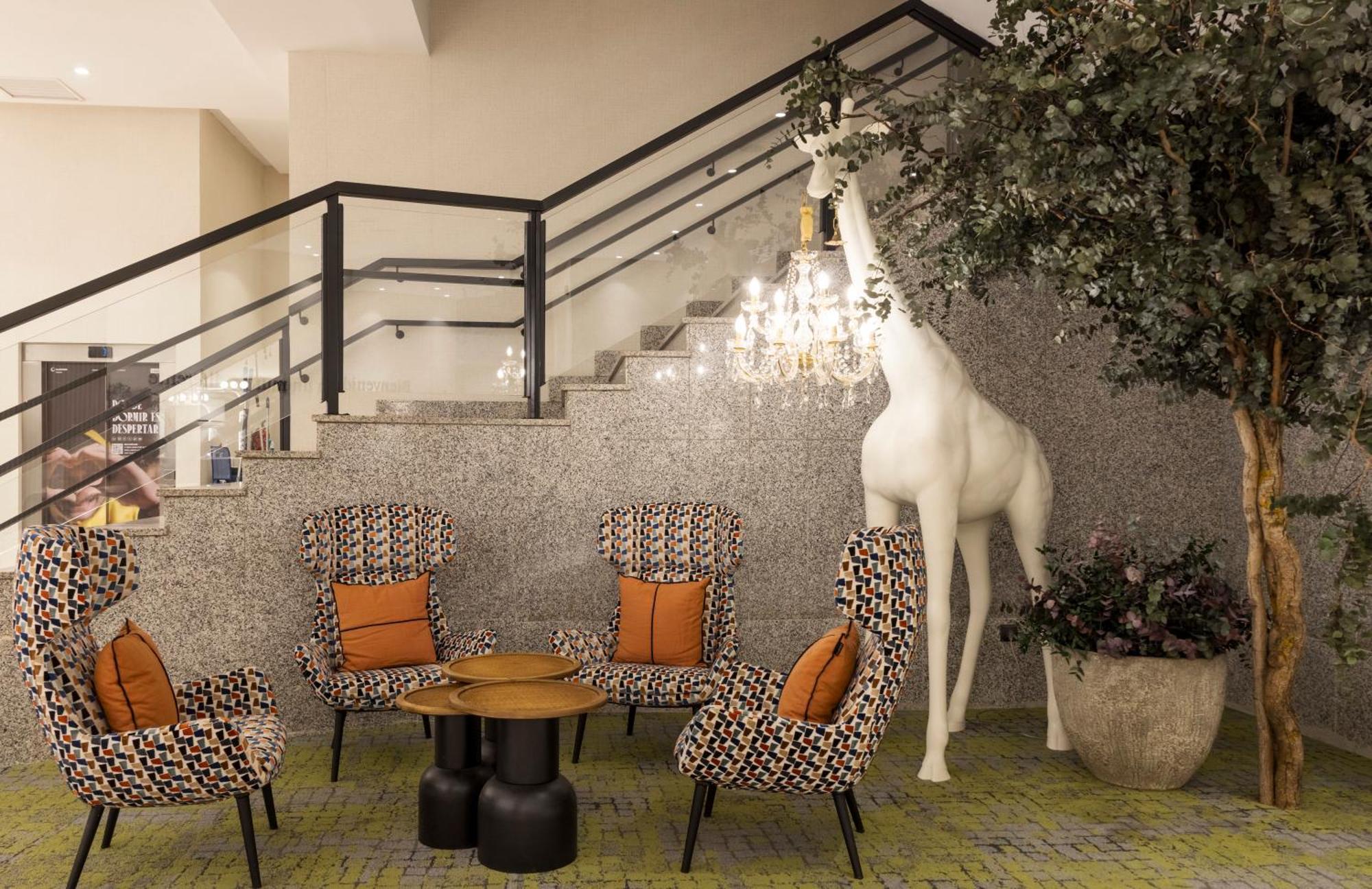 Ilunion Les Corts Spa Barcelona Ngoại thất bức ảnh