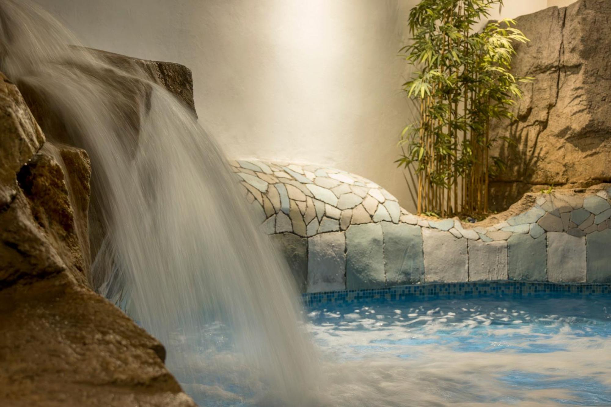 Ilunion Les Corts Spa Barcelona Ngoại thất bức ảnh