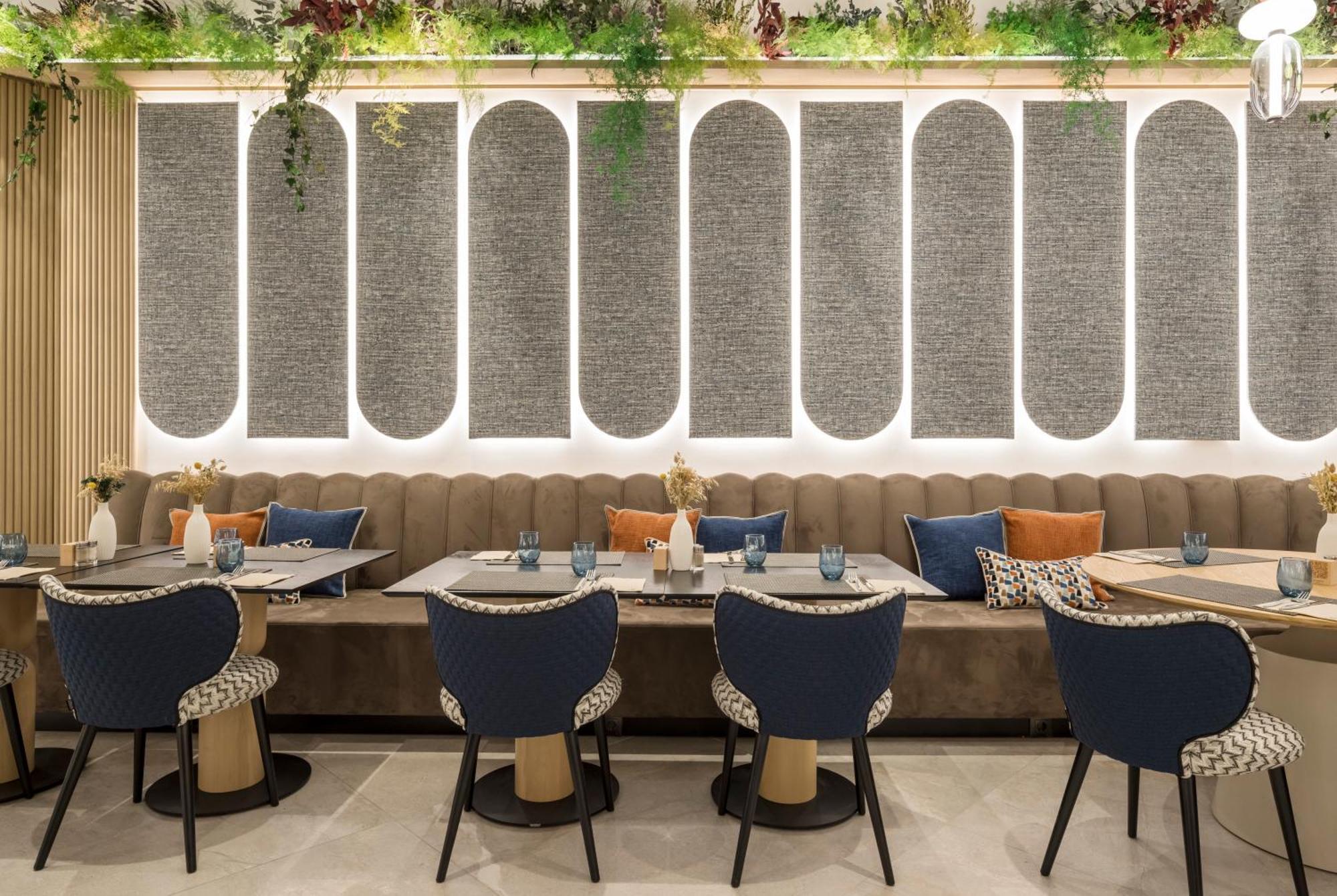 Ilunion Les Corts Spa Barcelona Ngoại thất bức ảnh