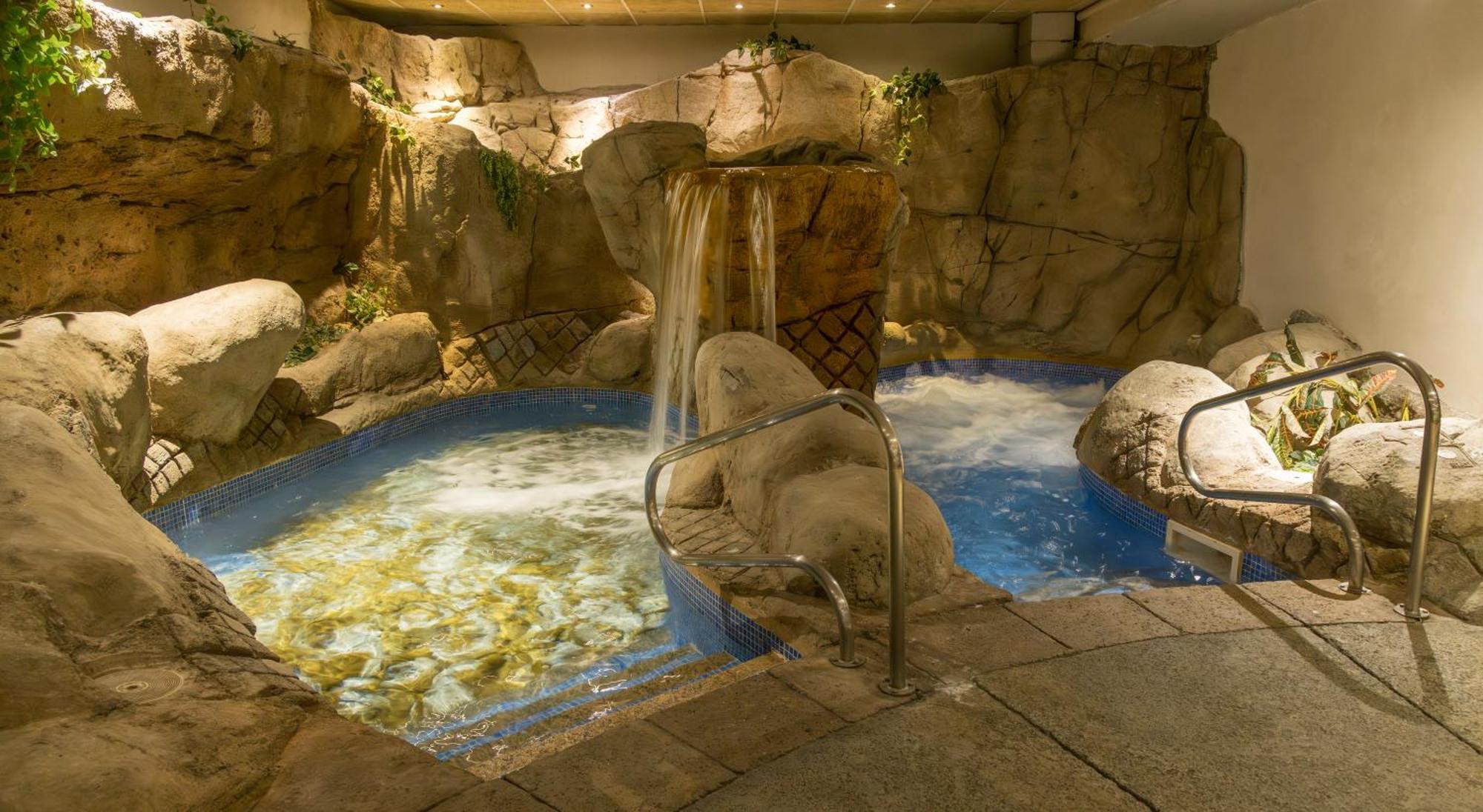 Ilunion Les Corts Spa Barcelona Ngoại thất bức ảnh