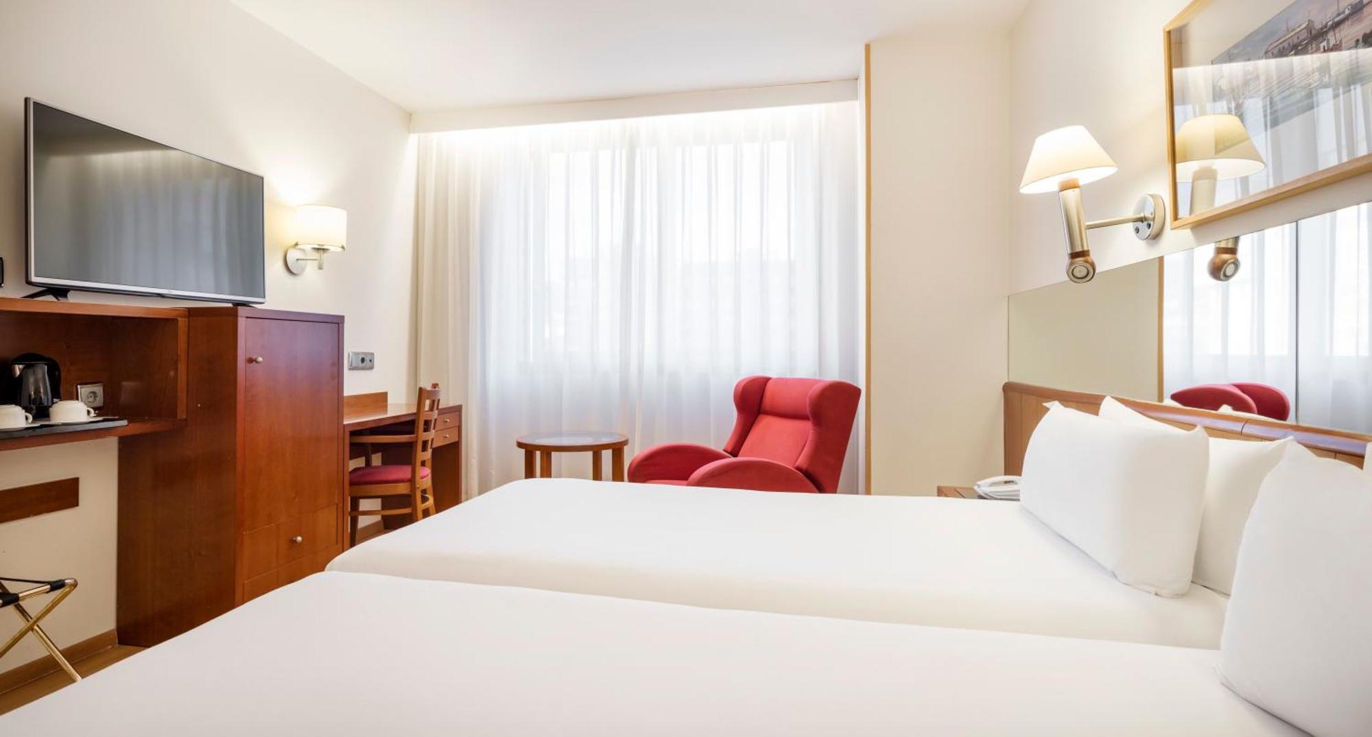Ilunion Les Corts Spa Barcelona Phòng bức ảnh